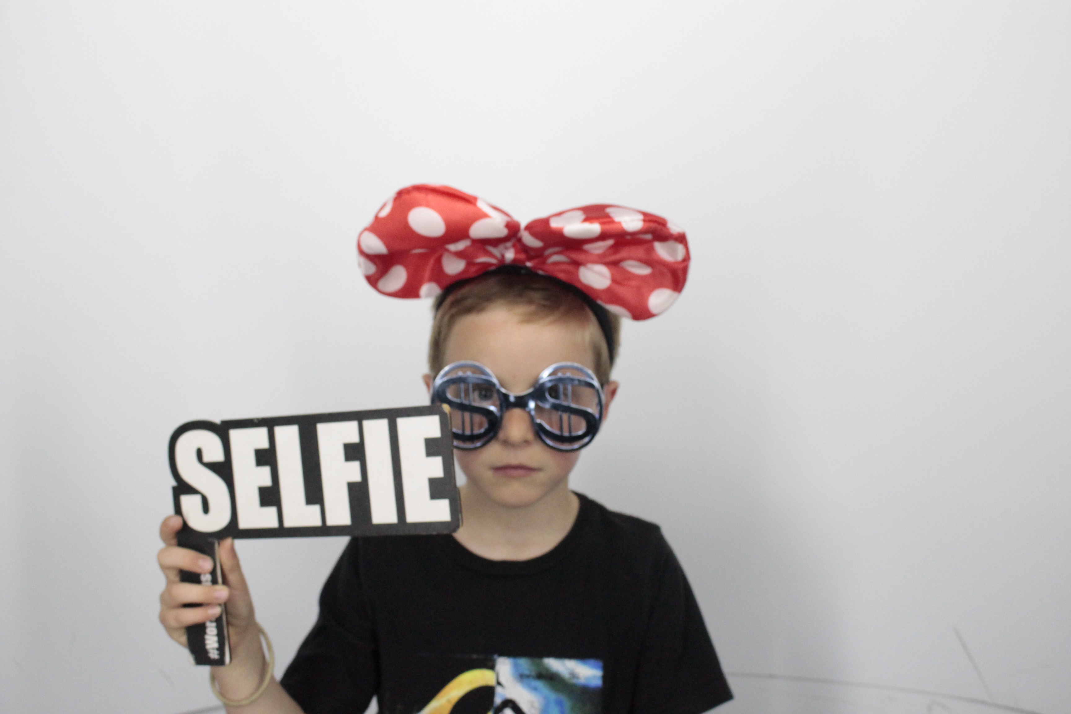 Alan's 50th Birthday  | View more photos from the event at gallery.myphotoboothexperience.co.uk/u/MyPhotoBoothExperienceLtd/Alans-50th-Birthday